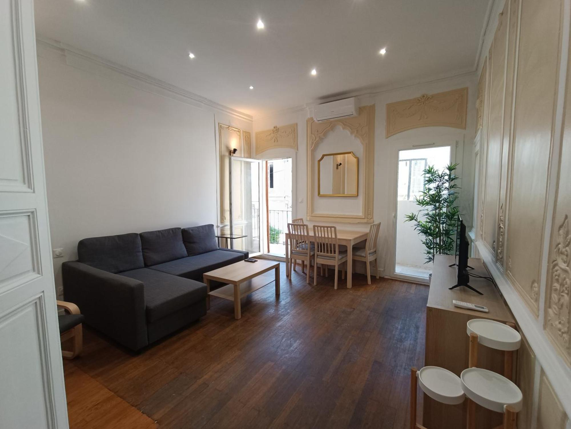 Appartements Et Studio Renoves En 2022, Intra Muros Avignon Buitenkant foto